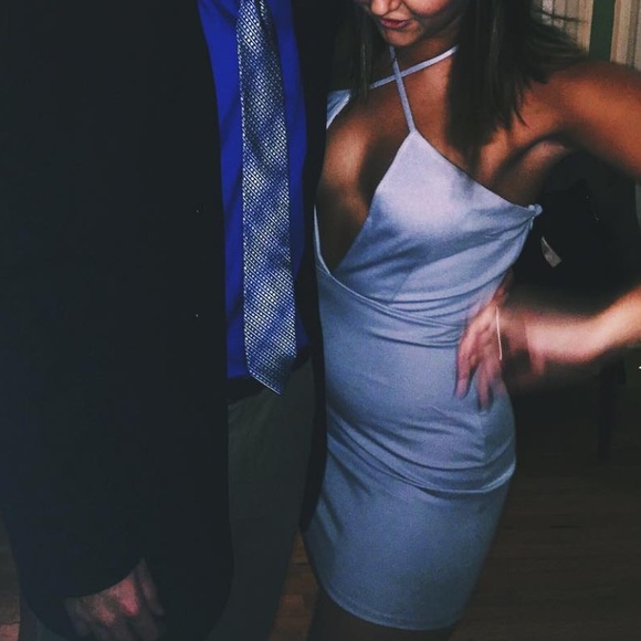 Tobi Cross Front Dress - Picture 2 of 4